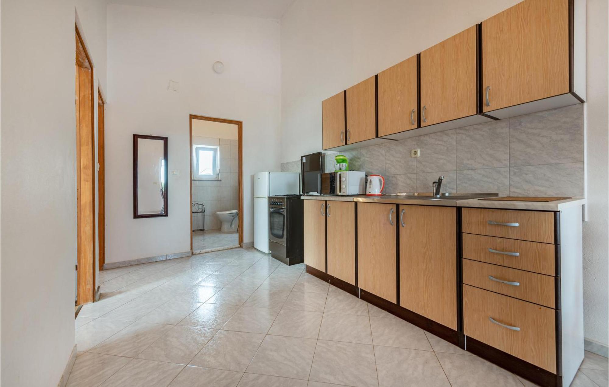 Beautiful Apartment In Vir With Wifi Kültér fotó